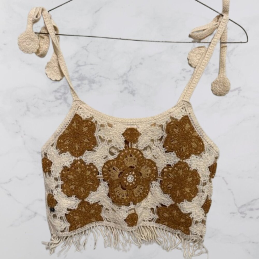 POL NWOT Cami Crochet Fringe Tie Strap Boho Crop Top - Picture 3 of 4